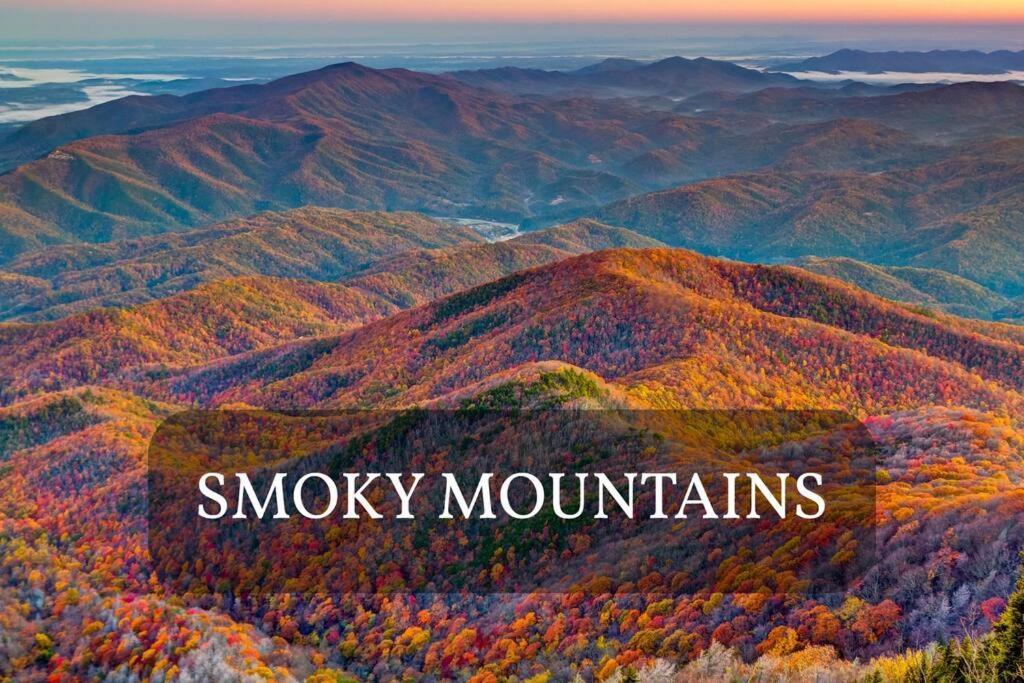 Four Private Suites - Hot Tub - Arcade - Fast Wi-Fi - One Minute To Parkway Fun Pigeon Forge Exteriör bild